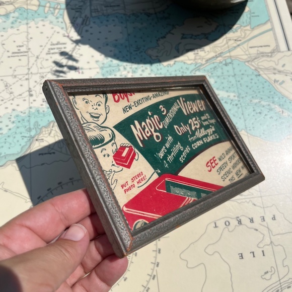 Vintage 50s Magic 3 Dimensional Viewer Framed Kellogg's Advertisement - Picture 2 of 3